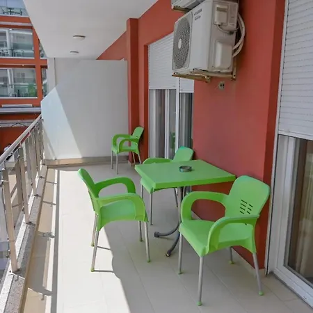 Apartament Mbyllur Amare E Vjeter *